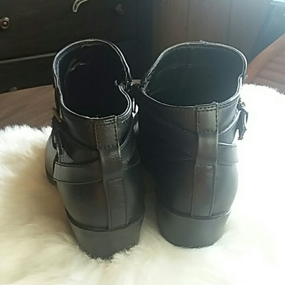 American Eagle Booties Black - Picture 5 of 8